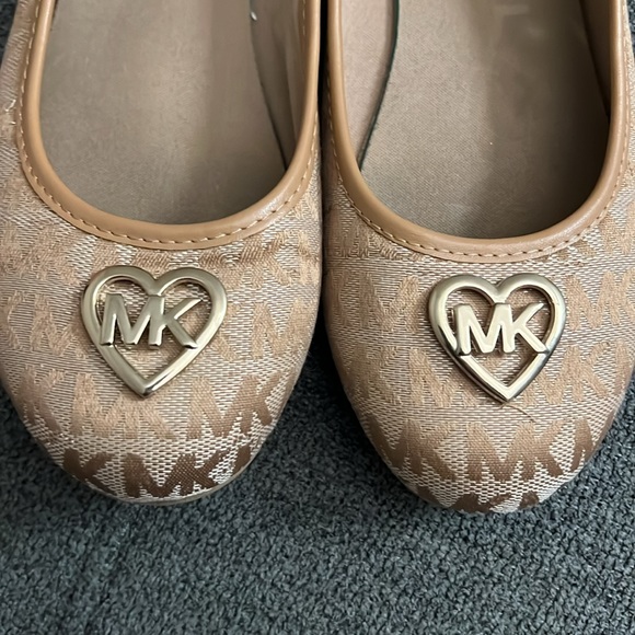 Michael Kors Ballet Flats - Picture 4 of 5
